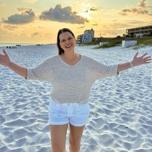 Meet your Posher, Renee